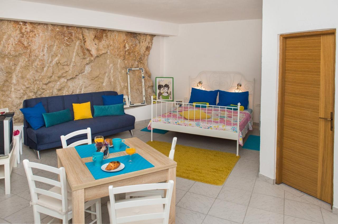 Apartmani Stine Donji Okrug  Zewnętrze zdjęcie